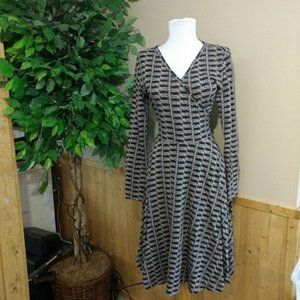 Effie's Heart Sarah dress On The Road Car print